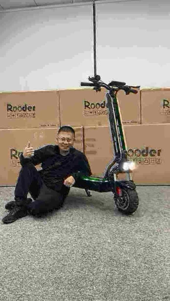 max scooter dealer